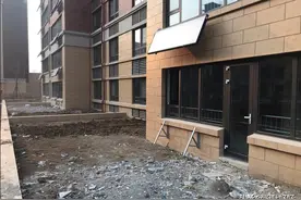 小高层一楼带院子，为什么那么贵呢图片