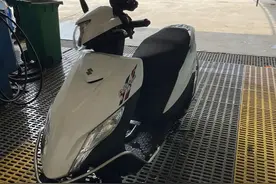 送给想在南宁市区摩托车上牌的朋友图片