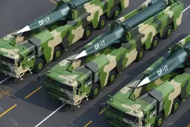 东风-17可覆盖2000公里，速度可达10马赫，爱国者和萨德拦得住吗图片