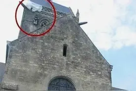 二战最强“装死男”，挂教堂上逃过一劫，却没想到一挂就是76年图片