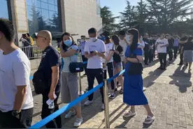 终于来了！郑州第一幅豫V牌照诞生图片