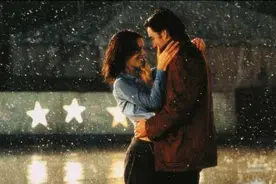 一个男人如此对你，多半意味着被你征服了图片