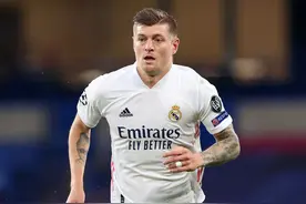 球员场均带球跑的距离是158米！一共他们在场上“跑”多少公里？图片