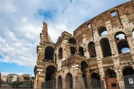 肮脏=圣洁，古代欧洲人为何宁愿戴假发，也不愿意剪短发？图片