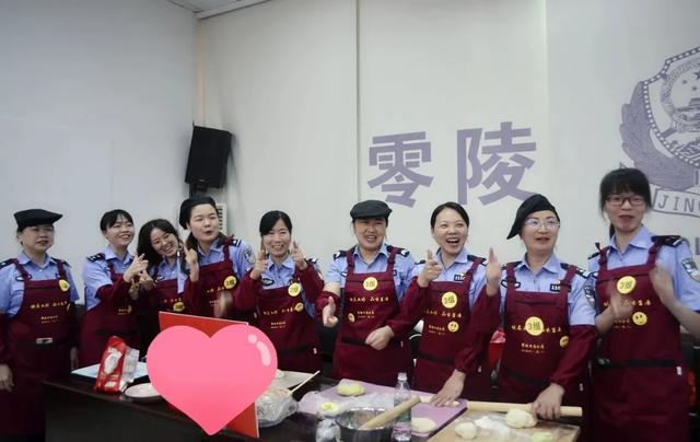 黑米烩花胶 2026年黑米花胶的做法大全