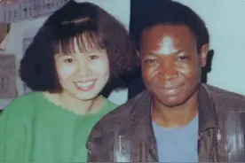 清华才女王丽红：为爱远嫁非洲，25年生4个孩子，同学直呼不敢认图片