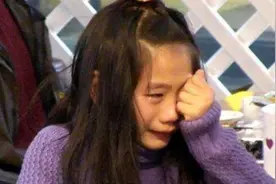 “挨过打”和“从不挨打”的孩子，20年后的差距，真不是一星半点图片