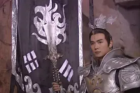 天上最帅的男神，你对他了解多少？他还未婚，四川妹子最受他呵护图片