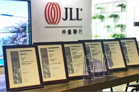 载誉而归，JLL再一次凭实力出圈图片