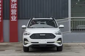 若接受不了新哈弗造型，那可考虑标配1.5T的M6，6.6万起图片