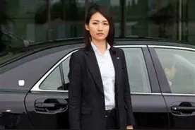 安倍的贴身女保镖有多牛？0.2秒杀人，曾击败10名壮汉图片