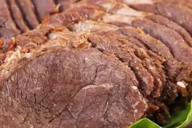 卤牛肉切开后“泛绿光”，是坏肉还是假肉？不懂看一看，别浪费了图片