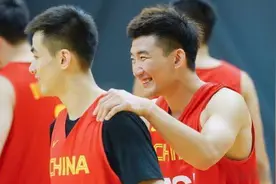 劲爆小子孙铭徽，中国男篮后场的希望之星图片