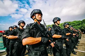 原创歌曲《特警利剑》，致敬拼搏的特警青春！图片