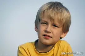 宝宝起名 100个气质儒雅又大气的男孩名字大全图片