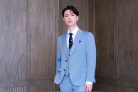 杨紫和张艺兴恋情实锤了？公开穿情侣睡衣，互动超级亲密图片