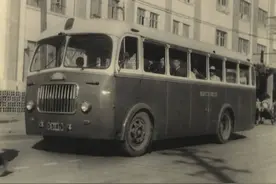 你知道安徽省第一辆公交车诞生在芜湖吗？图片