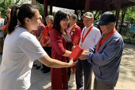 秦皇岛团结里社区开展“追寻壮丽征程 礼赞百年华诞”迎七一主题活动图片