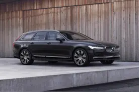 国内最便宜的旅行车，后排放倒可当床，油耗6.8L，顶配才7万出头图片