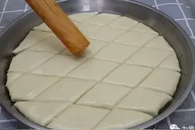我家烧饼从来不用买，加2勺芝麻，我家一周吃五次，真的越嚼越香图片