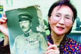 48年东条英机被判绞刑，死前留遗训：儿子遵从多年，却被孙女打破图片