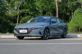 全新伊兰特9.98万就能买到，同级数一数二高颜值！真香图片