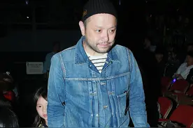 邱淑贞丈夫上市公司正式退市，连年亏损大，16年服装王国一分为二图片