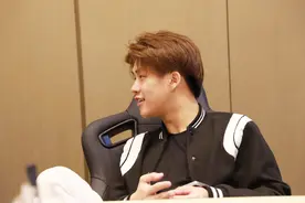 DYG小义人气值仅4万？他只是被硬捧起来的野王FMVP而已图片