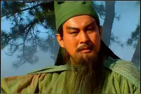 关羽饰演者陆树铭回忆：拍摄《三国演义》已经让我毁容了！图片