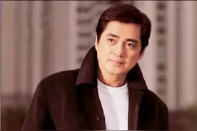 著名演员汤镇宗：与平凡妻子相守到老，家里3个女人都爱我图片