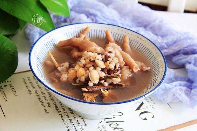 莲子雪儿花胶百合汤 2026年莲子百合花胶汤功效