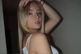 多特顶级前锋哈兰德，私生活极其自律，女友千里来幽会都被他赶走图片