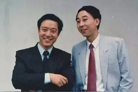 32年前，刘伟抛弃老搭档冯巩，不久竟沦为"阶下囚"，如今怎样了图片