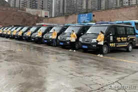 一键约车上门接送！江北机场开通长途客运定制班线图片