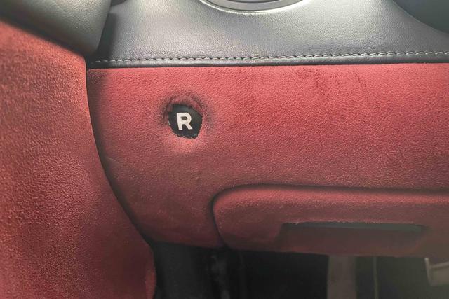 报价100W的兰博基尼盖拉多俩人排队购买？客户：先来后到