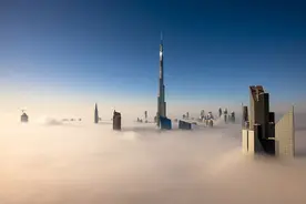 天空之城，云海上的迪拜图片