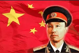 开国上将当副总理时，回老家见警车开路，大怒道：耍什么排场图片