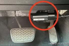 特斯拉车主用行车记录仪“监测刹车踏板”靠谱吗？图片