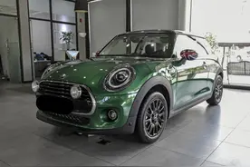 2021款宝马MINI最低价仅为19.08万，多款车型挑花眼图片