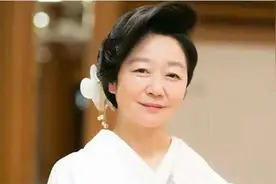 日本妈妈桑：会12国语言，因阅历受欢迎，日本副首相曾频繁光顾图片