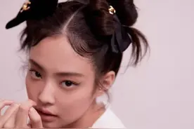 扒同款：“人间香奈儿”Jennie日常私服就是chanel行走的秀场啊图片