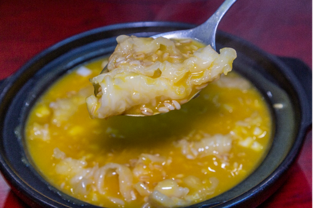 花胶花菇焖猪脚 2026年花胶花菇炖猪肉的做法