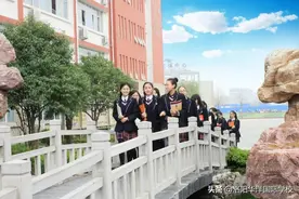 华洋女高2021艺考生文化班开班啦图片