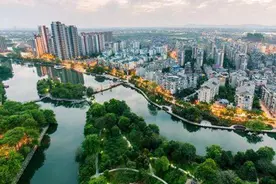 抚州11区县人口一览：东乡区38.38万，宜黄县20.11万图片