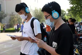 四六级分数公布，考425分算不算合格？毕业学姐：建议再考一次图片