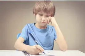 孩子：为什么别人能做的事情，我却不能做？家长可以这样应对图片