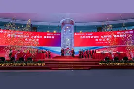 福莱新材上市：市值39亿 创始人夏厚君曾在湖北教书8年图片