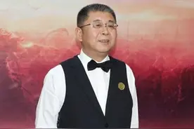 象棋史上最传奇的人，四次获得全国个人赛冠军，巅峰时期下海经商图片