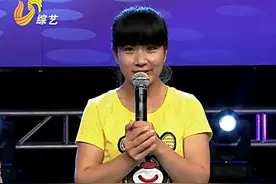 农村姑娘想起奶奶泪洒现场，哭着唱完《真的好想你》图片