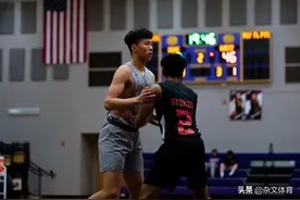 18岁男篮天才面临选择！被杜锋改造后重回正轨，被期待进NBA图片